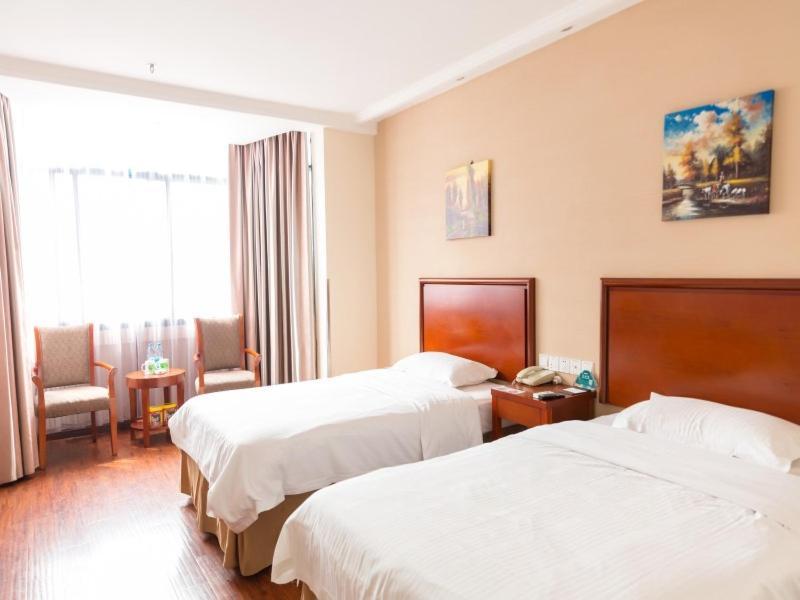 Greentree Inn Jiangsu Suzhou Kunshan High Speed Rail Station Hengshan Road Express Hotel Extérieur photo
