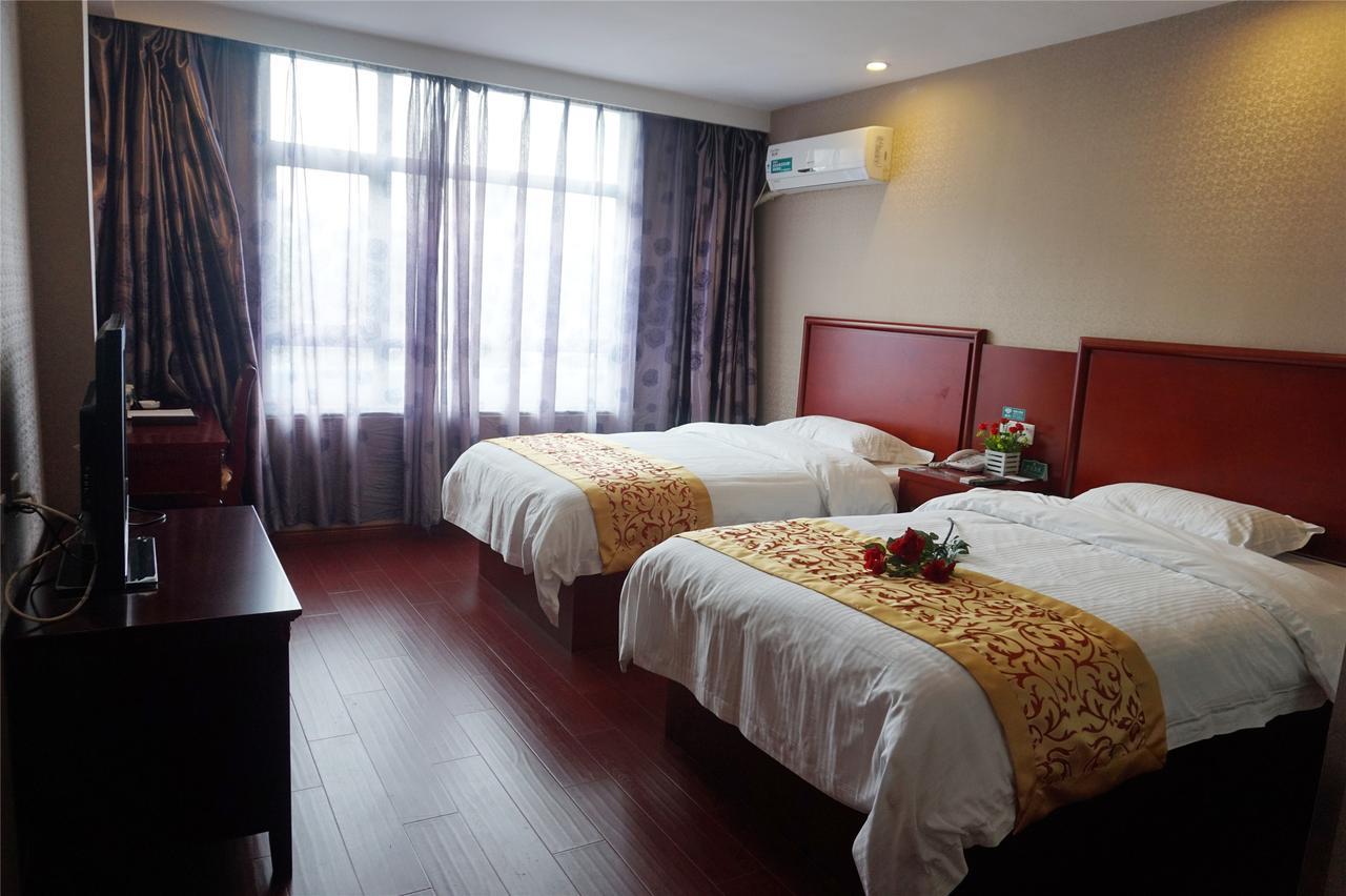 Greentree Inn Jiangsu Suzhou Kunshan High Speed Rail Station Hengshan Road Express Hotel Extérieur photo