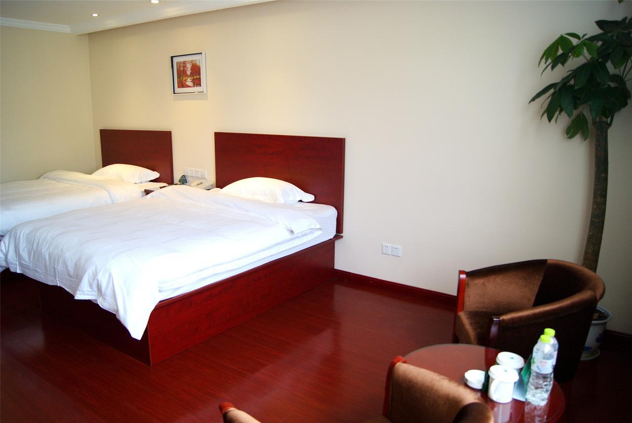 Greentree Inn Jiangsu Suzhou Kunshan High Speed Rail Station Hengshan Road Express Hotel Extérieur photo