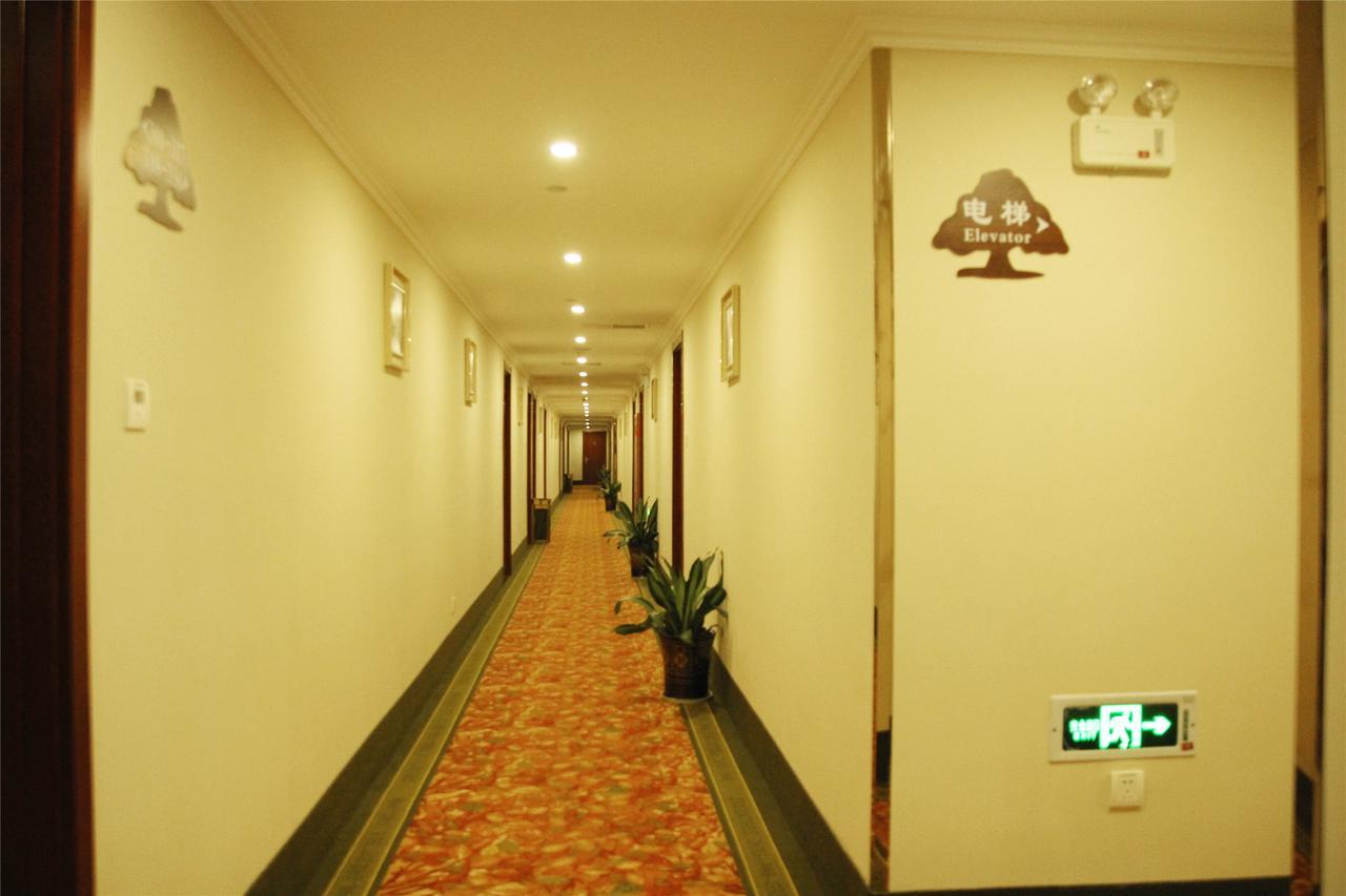 Greentree Inn Jiangsu Suzhou Kunshan High Speed Rail Station Hengshan Road Express Hotel Extérieur photo
